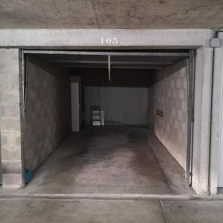 Appartement Avec Garage Proche Du Centre-Ville Troyes Bagian luar foto